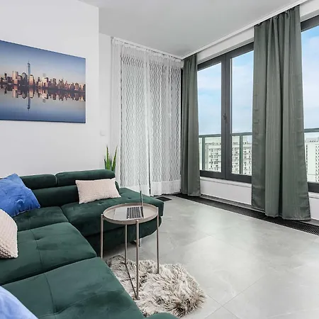 Flat With Balcony Διαμέρισμα